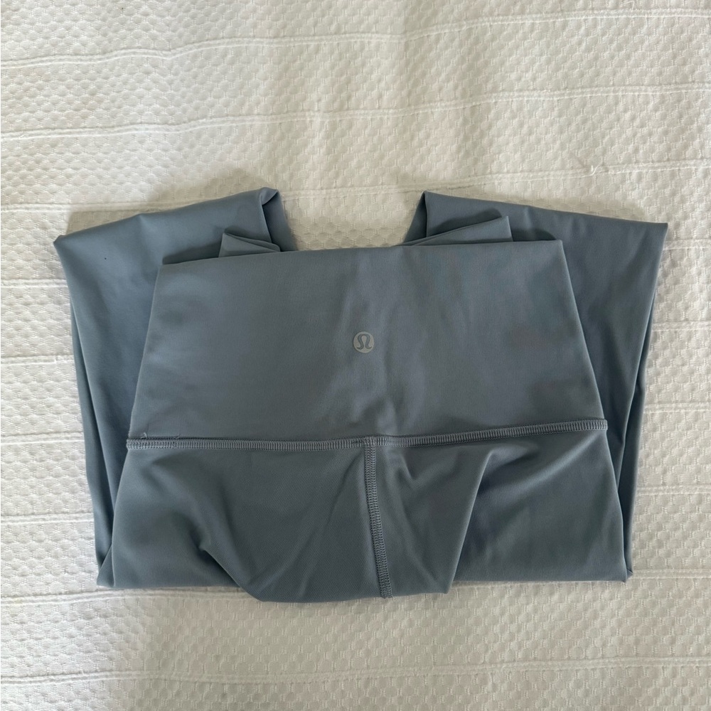 Lululemon || Chambray || Size 2 || Wunder Under High-Rise Tight 25”
